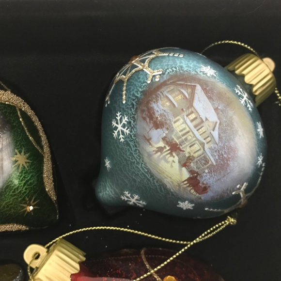 Thomas Kinkade 4 Glass Christmas Luminary Ornaments “Light up the Season” - Picture 5 of 8